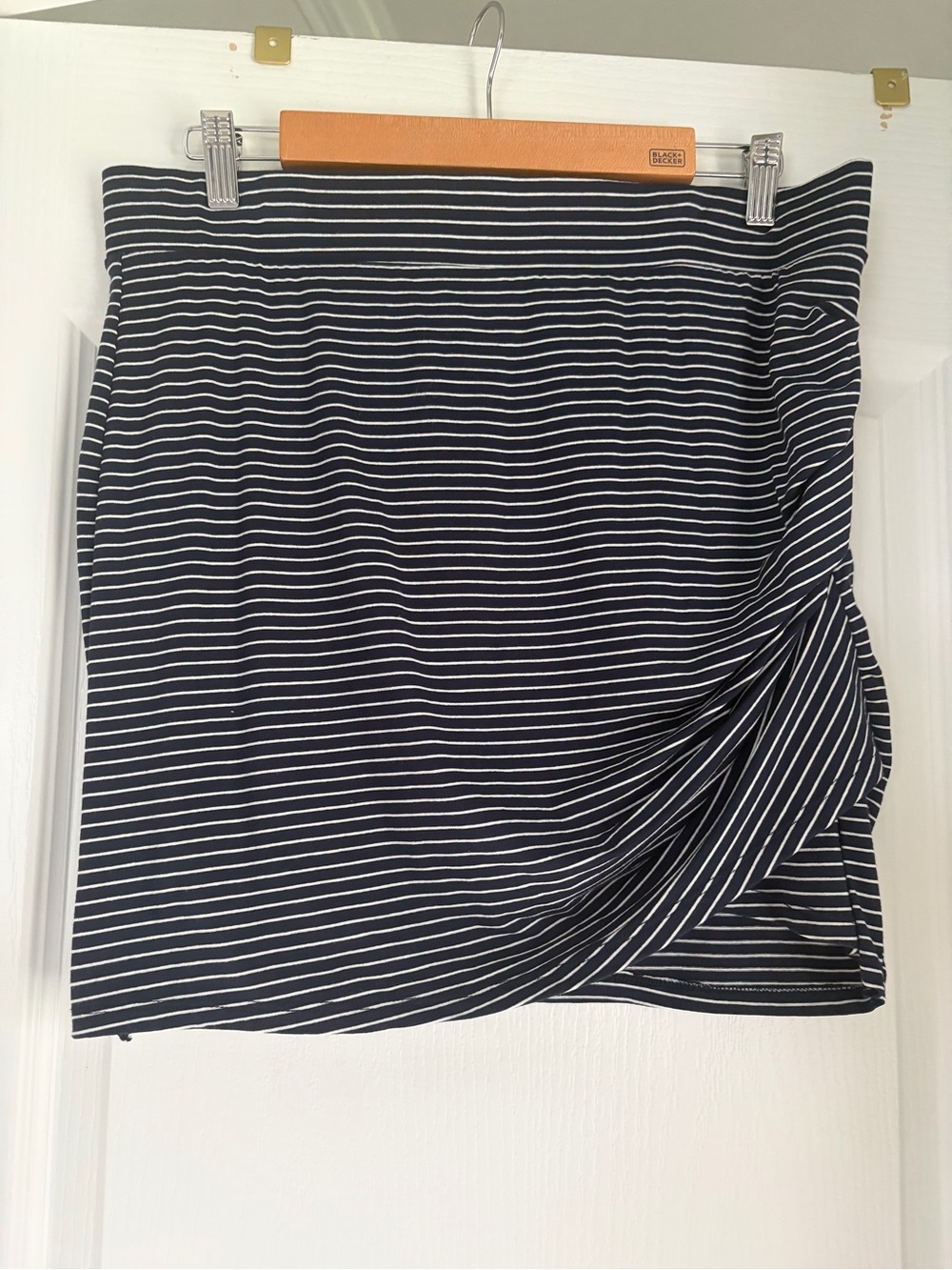 Z Supply Navy & White Striped Mini Skirt NWT